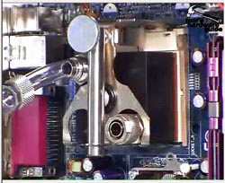 TOM'S HARDWARE GUIDE Video #3: Einbau einer Wasserk�hlung